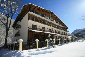 Gala Plaza Hotel
